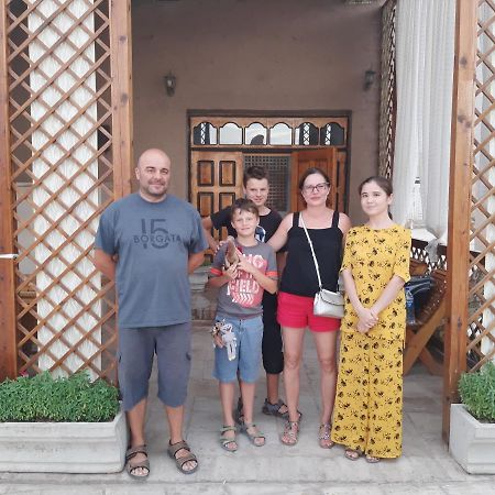 "Yoqut House" Guest House In The Centre Of Ancient City ヒヴァ エクステリア 写真