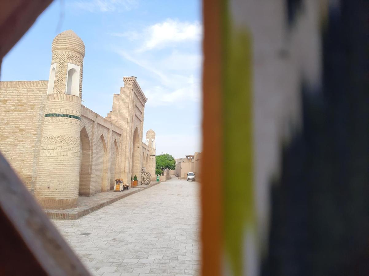 "Yoqut House" Guest House In The Centre Of Ancient City ヒヴァ エクステリア 写真