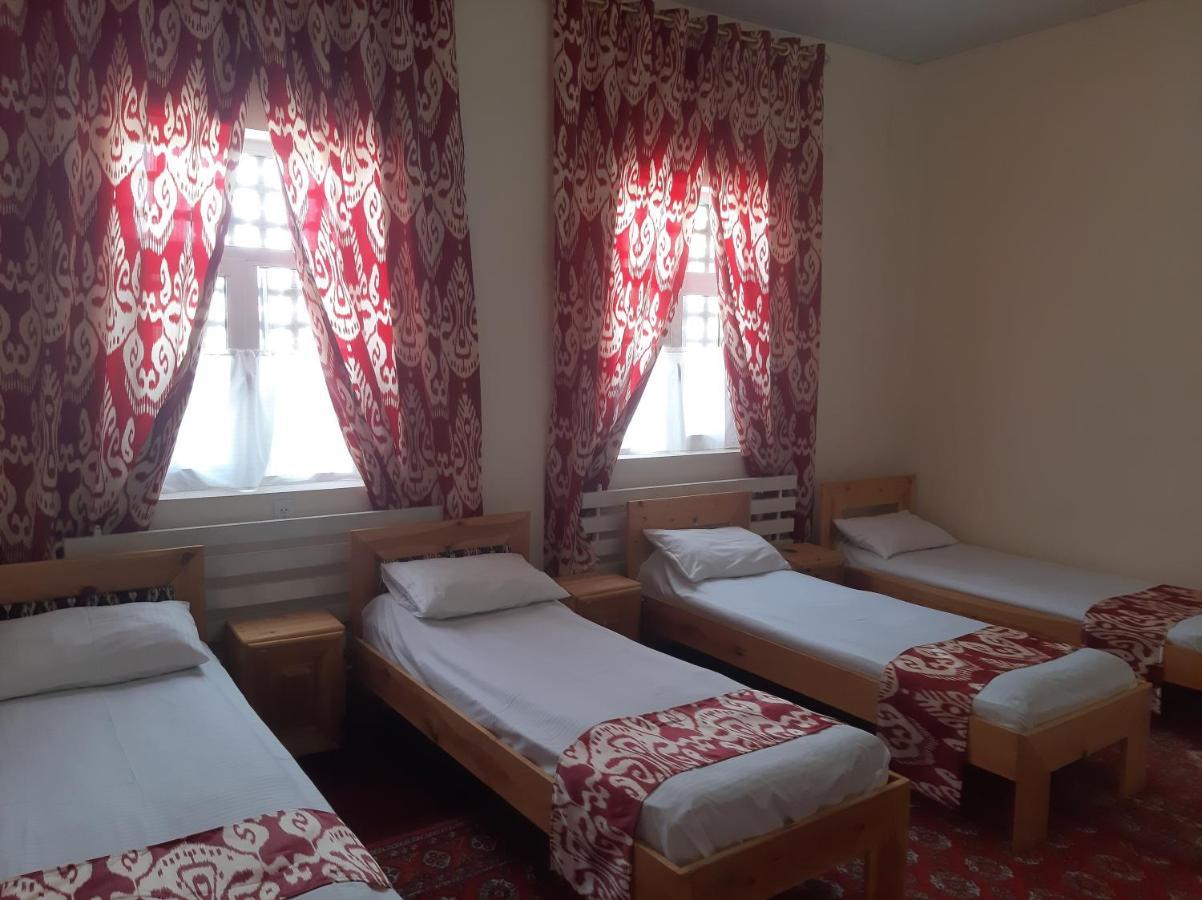 "Yoqut House" Guest House In The Centre Of Ancient City ヒヴァ エクステリア 写真