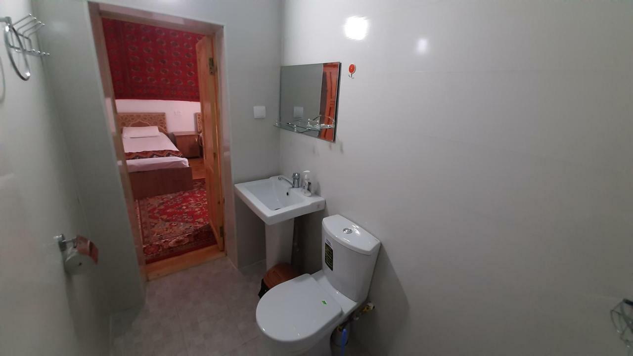 "Yoqut House" Guest House In The Centre Of Ancient City ヒヴァ エクステリア 写真