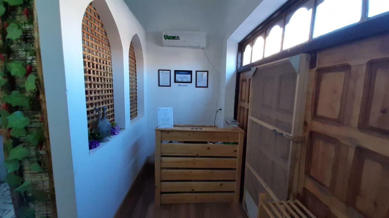 "Yoqut House" Guest House In The Centre Of Ancient City ヒヴァ エクステリア 写真